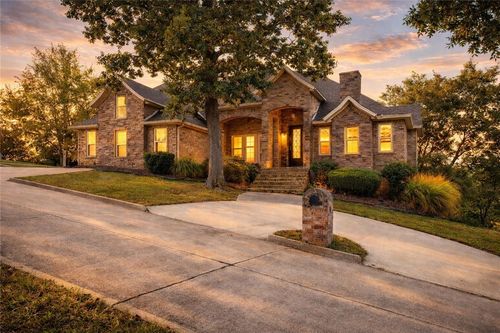 15871 Serenity Point Ln, Rogers, AR, 72756-7884 | Card Image