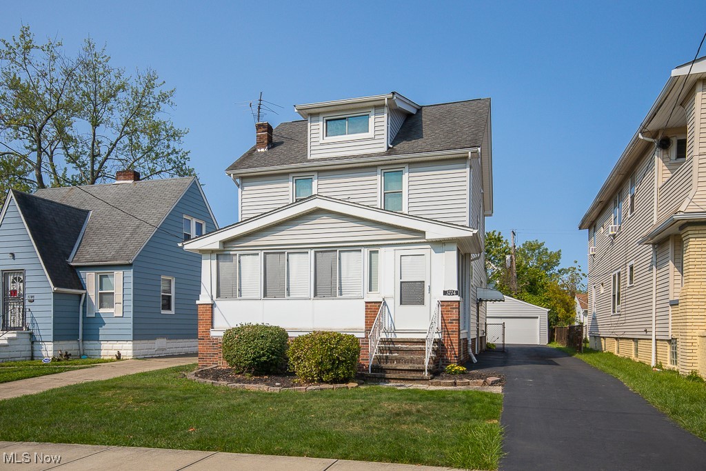 146th St, Cleveland, OH 44128