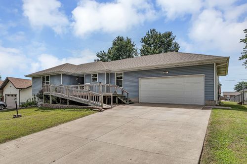 711 S Rice Street, Nixa, MO, 65714 | Card Image
