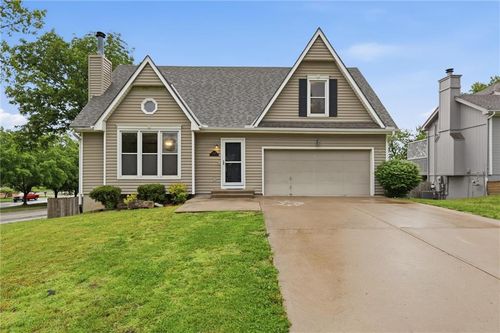 1548 Romany Ct, Olathe, KS, 66061-3929 | Card Image