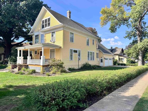 1302 Iowa Ave, Onawa, IA, 51040-1532 | Card Image