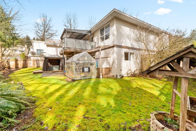 3302 Robson Dr, House other with 5 bedrooms, 3 bathrooms and 6 parking in Coquitlam BC | Image 23