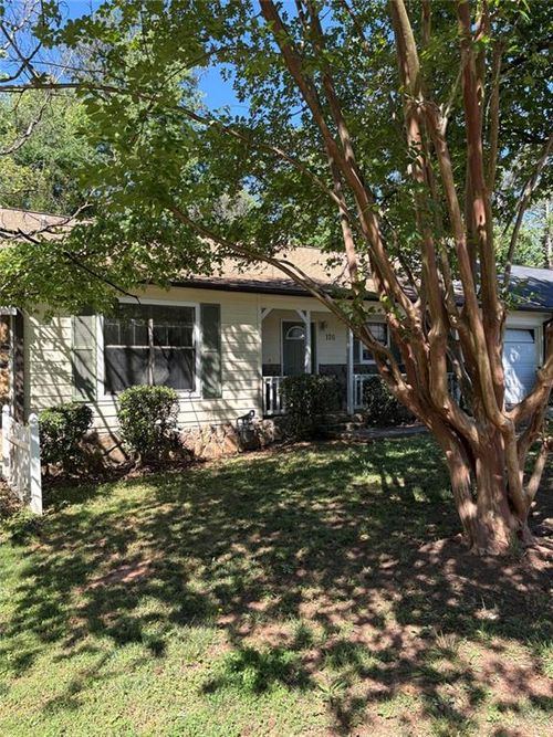 126 Oak Cir S, Stockbridge, GA, 30281-3345 | Card Image