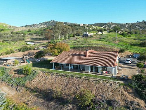 15349 Highland Valley Rd, Escondido, CA, 92025-3528 | Card Image