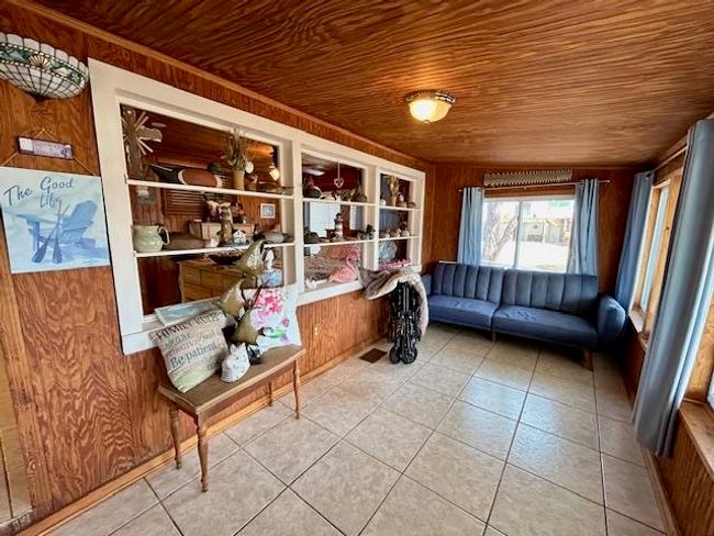 1464 Alligator Dr, House other with 3 bedrooms, 2 bathrooms and null parking in ALLIGATOR POINT FL | Image 6