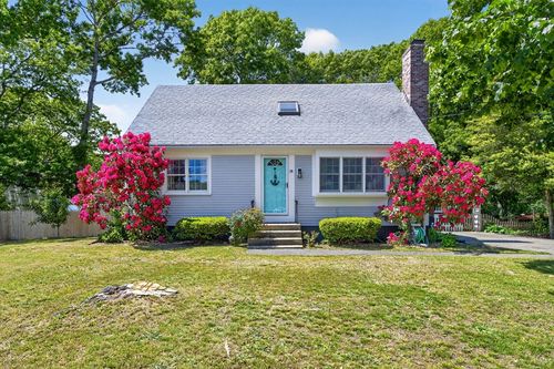 14 Heritage Cir, Teaticket, MA, 02536-5712 | Card Image