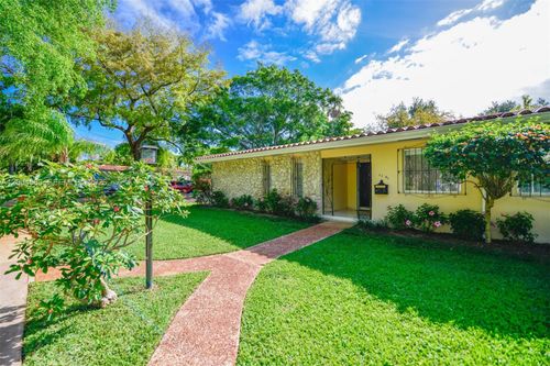 1101 Capri St, Coral Gables, FL, 33134-2405 | Card Image