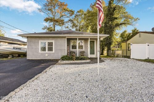 709 Nautilus Blvd, Forked River, NJ, 08731-1907 | Card Image