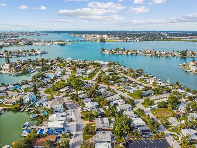 14067 W Parsley Drive, House other with 2 bedrooms, 2 bathrooms and null parking in MADEIRA BEACH FL | Image 41