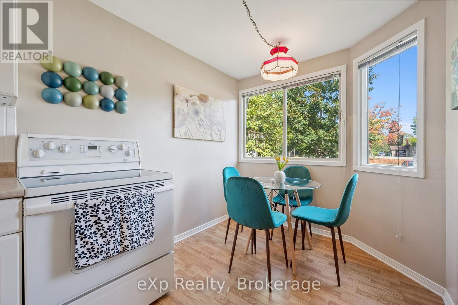Residential in Guelph (Junction/Onward Willow) 4