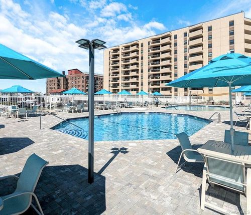 2c-360 Shore Rd, Long Beach, NY, 11561-4372 | Card Image