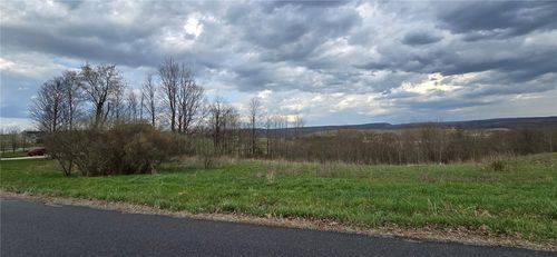 148 Terrapin Dr, Windber, PA, 15963-6619 | Card Image