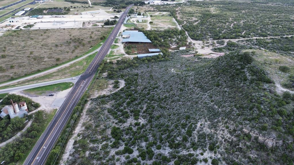 Land in Junction