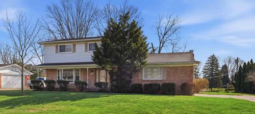 53236 Bancroft Dr, Shelby Township, MI, 48316-2705 | Card Image