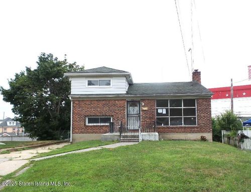 89 Park Hill Ct, Staten Island, NY, 10304-3613 | Card Image