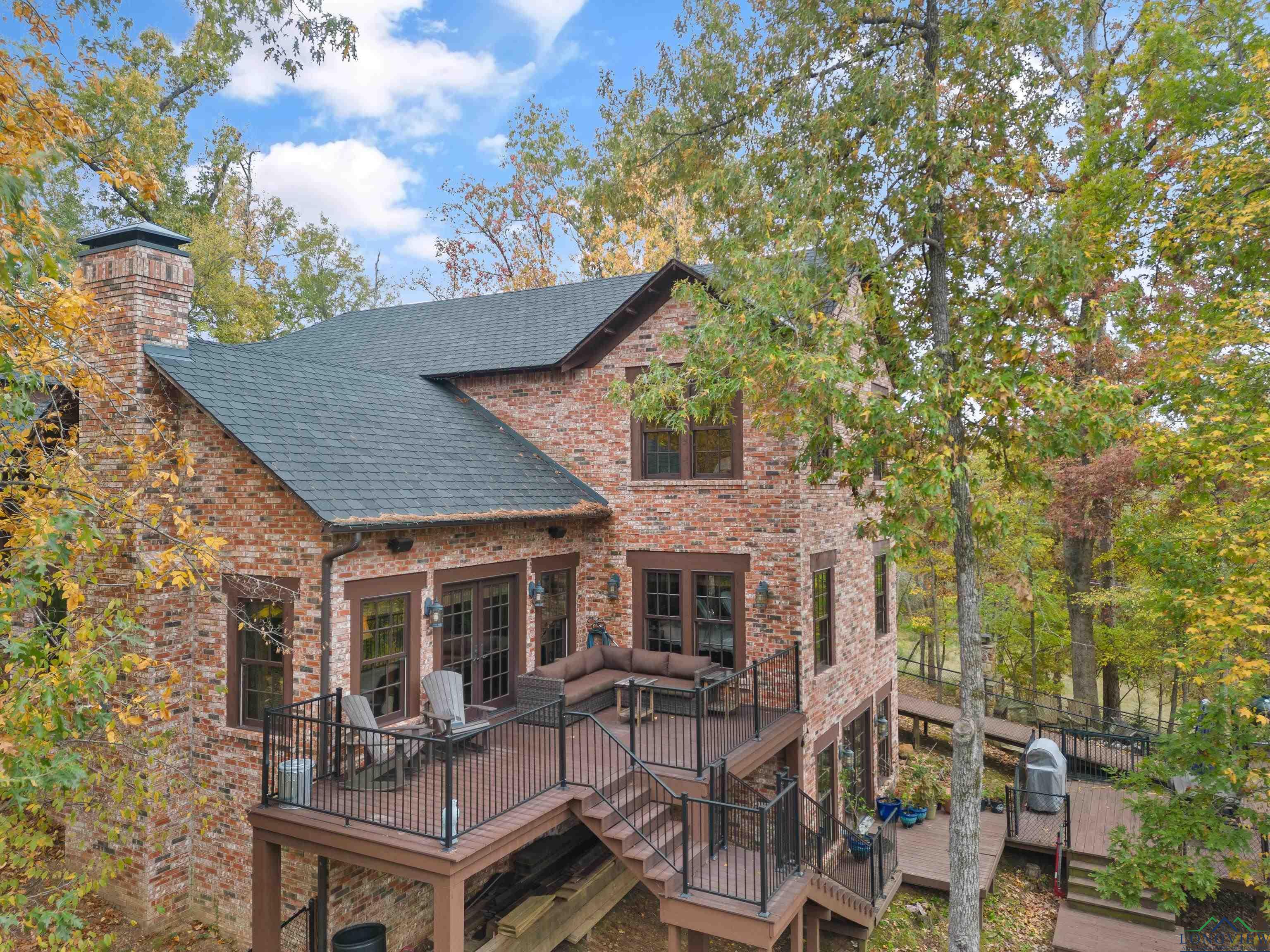 Montclair Cir, Longview, TX 75601