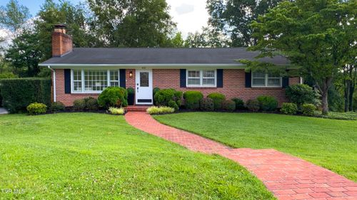 412 Brookwood Dr, Bristol, TN, 37620-2813 | Card Image