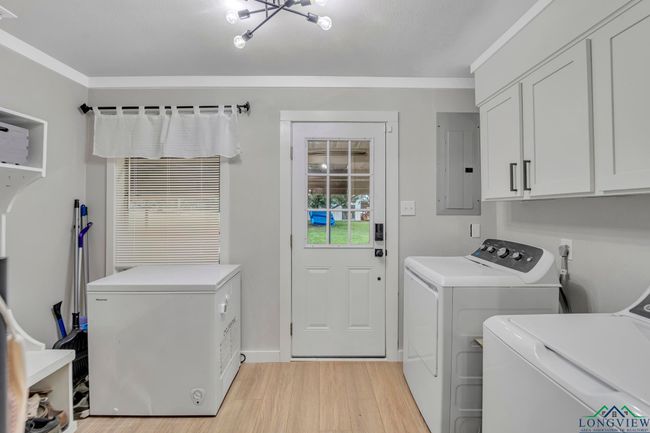 2411 N Page Rd, House other with 3 bedrooms, 2 bathrooms and null parking in Longview TX | Image 11