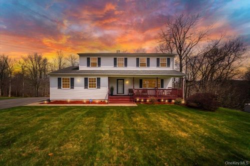 3 Emory Rd, Highland Mills, NY, 10930-2606 | Card Image