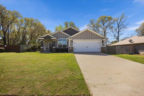 307 Mission Crest Cir, Lindale, TX, 75771-6671 | Card Image