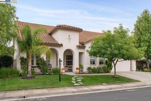960 Maplegate Ct, Concord, CA, 94521-5450 | Card Image