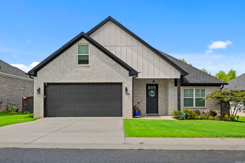 4016 Elizabeth Ct, Benton, AR, 72019-9639 | Card Image