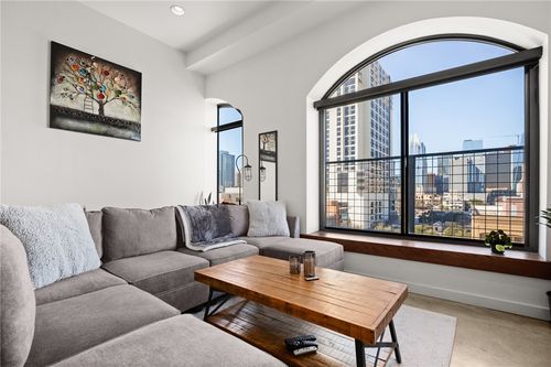 apt-603-507 Sabine St, Austin, TX, 78701-4182 | Card Image