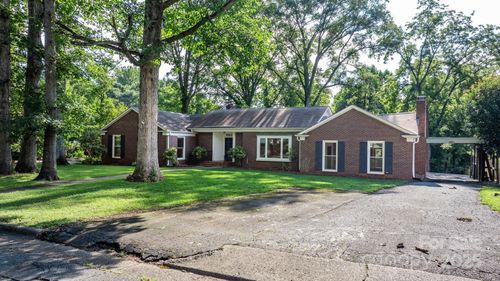 1615 Brentwood Dr, Newton, NC, 28658-3608 | Card Image
