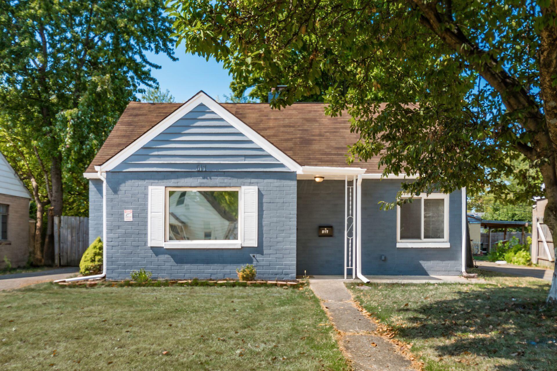 Waverly St, Columbus, OH 43213