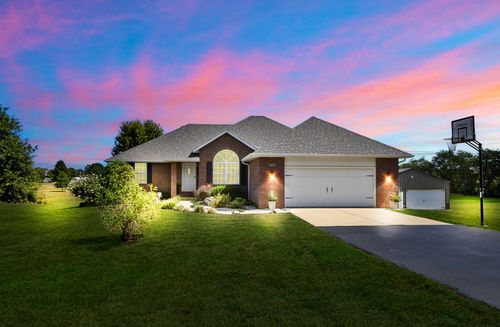 810 Moon Valley Rd, Ozark, MO, 65721-6118 | Card Image