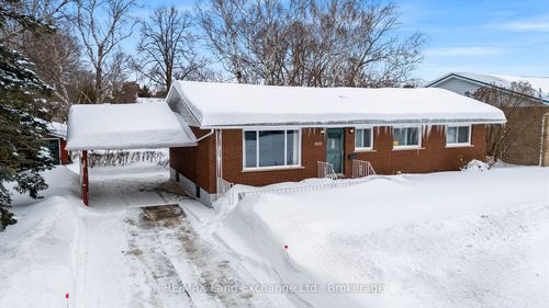 653 Orchard Dr, Port Elgin, ON, N0H2C3 | Card Image