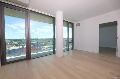 apt-19p-13101 40th Rd, Flushing, NY, 11354-5253 | Card Image