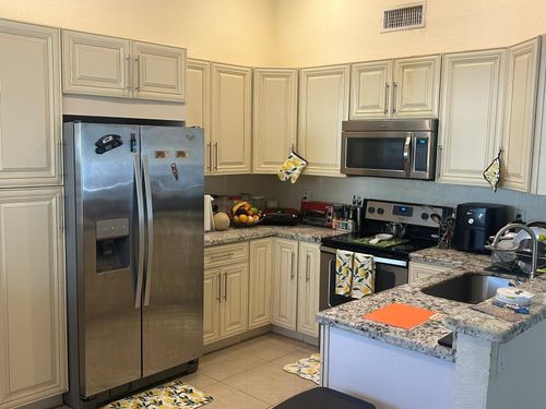 1281 Sw 85th Ave, Pembroke Pines, FL, 33025-3322 | Card Image