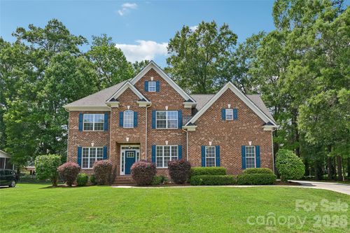 2825 Chip Shot Dr, Matthews, NC, 28104-3428 | Card Image