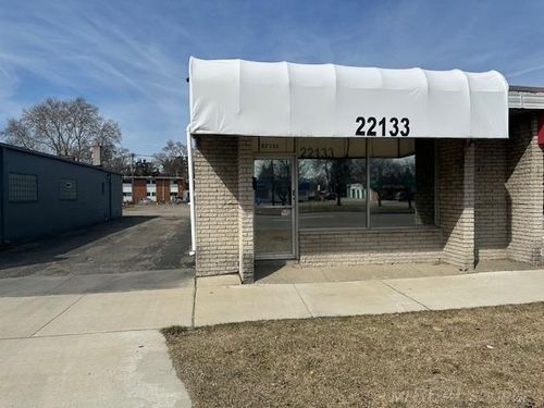 22125 Gratiot Ave, Eastpointe, MI, 48021-2260 | Card Image
