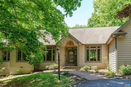 458 Fieldstone Dr, KESWICK, VA, 22947-3253 | Card Image