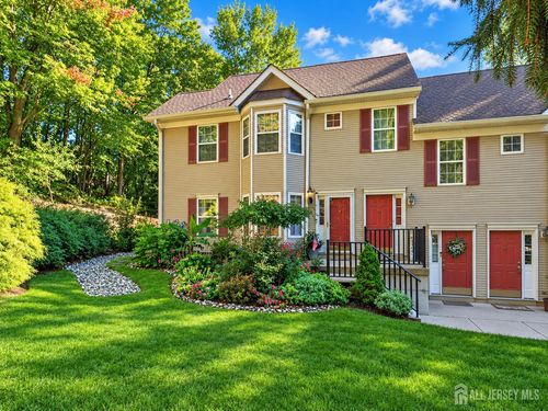 203 Cypress Ln, East Brunswick, NJ, 08816-5248 | Card Image