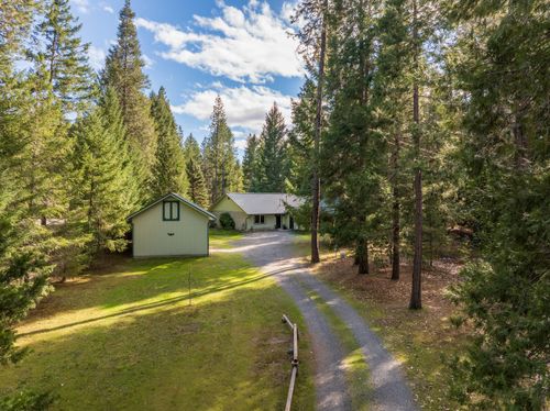 244 Riessen Rd, Grants Pass, OR, 97526-9350 | Card Image