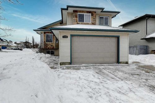 12702 Crystal Lake Dr, Grande Prairie, AB, T8X1T6 | Card Image