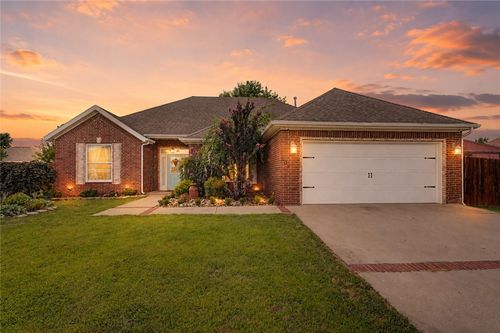 203 Blair Cir, Pea Ridge, AR, 72751-3182 | Card Image