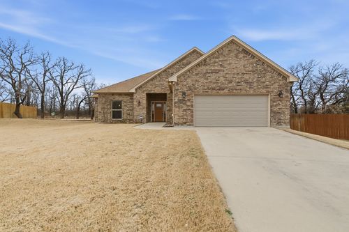 2201 Springhill Ct, Mineral Wells, TX, 76067-3134 | Card Image