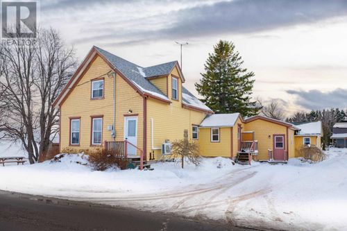 1 Nelson St, Victoria, PE, C0A1J0 | Card Image