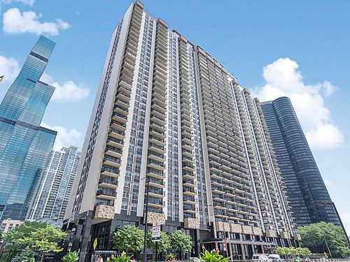apt-1512-400 E Randolph St, Chicago, IL, 60601-7303 | Card Image