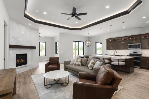 4-381 Ridge View Dr, Milton, WI, 53563-9522 | Card Image