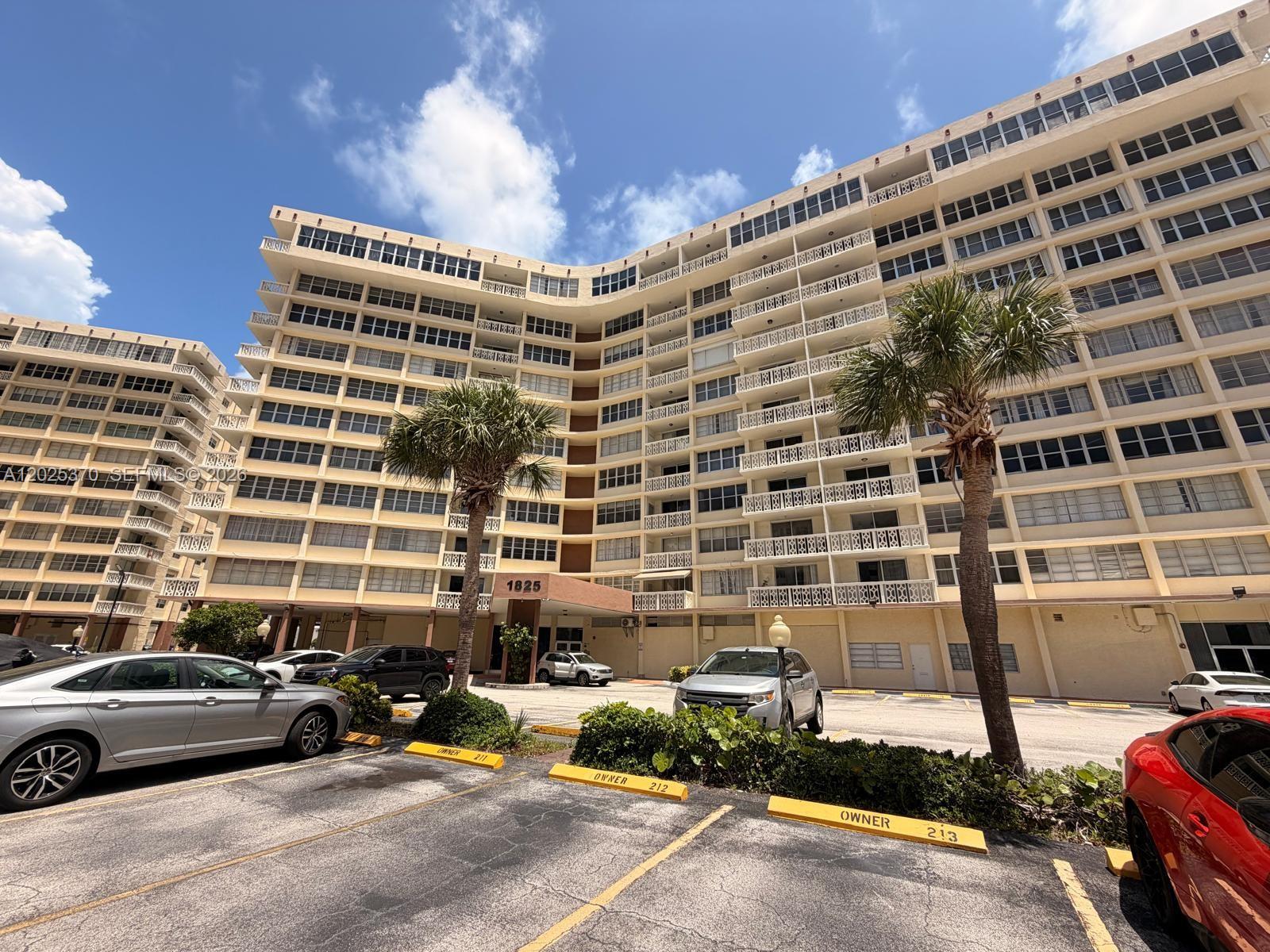 Residential Lease in Hallandale Beach 2