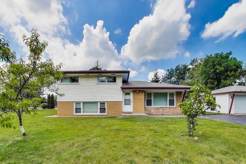 7734 Linden Ave, Darien, IL, 60561-4531 | Card Image