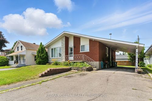 524-526 Theriault St, Hawkesbury, ON, K6A1Z3 | Card Image