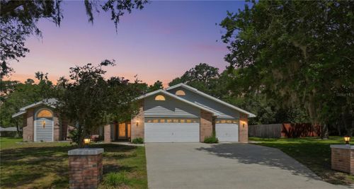 18451 Winding Oaks Blvd, HUDSON, FL, 34667-8425 | Card Image