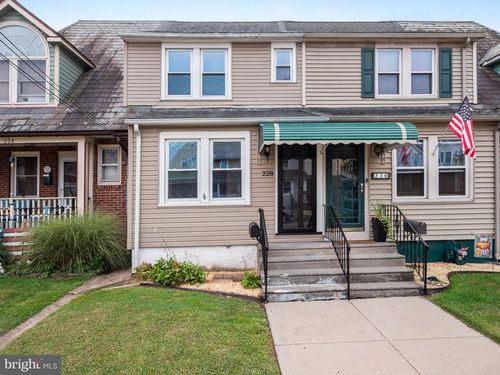 228 Jackson St, BRISTOL, PA, 19007-4210 | Card Image