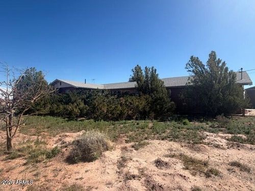 353 W Mchood Rd, Winslow, AZ, 86047-9732 | Card Image